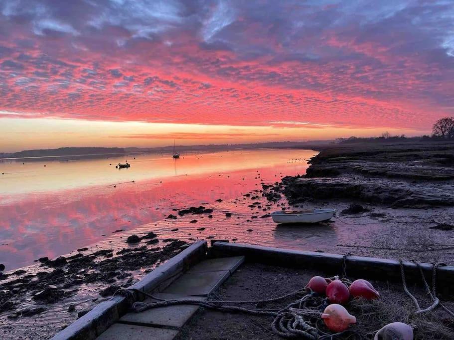 Rockhopper Cottage, Waldringfield Woodbridge Bagian luar foto