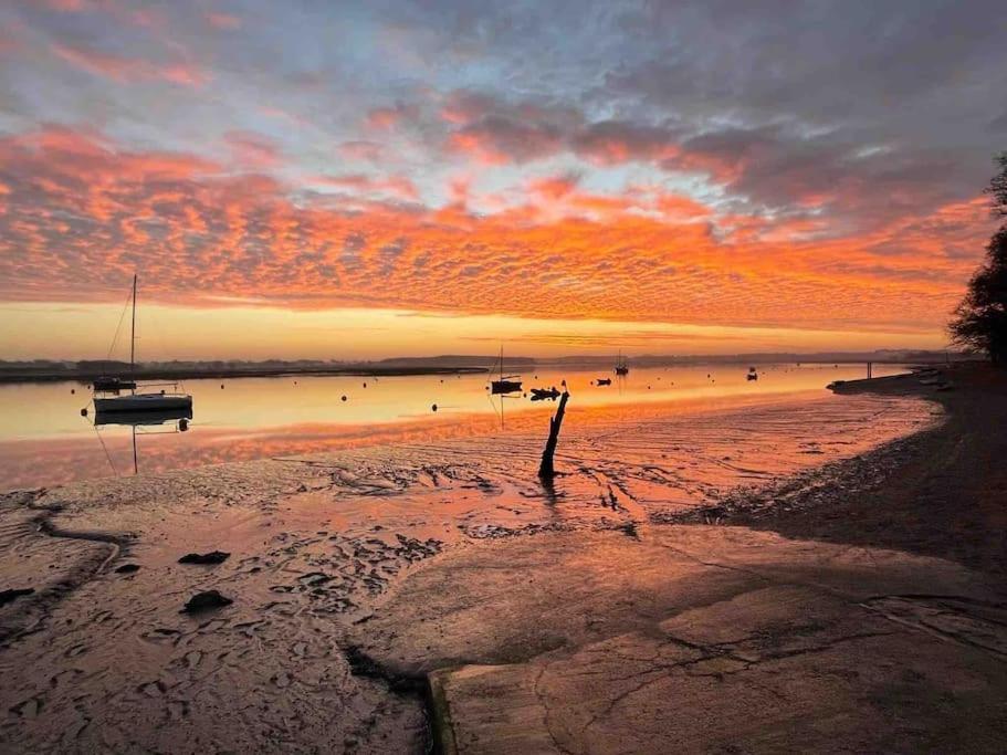 Rockhopper Cottage, Waldringfield Woodbridge Bagian luar foto